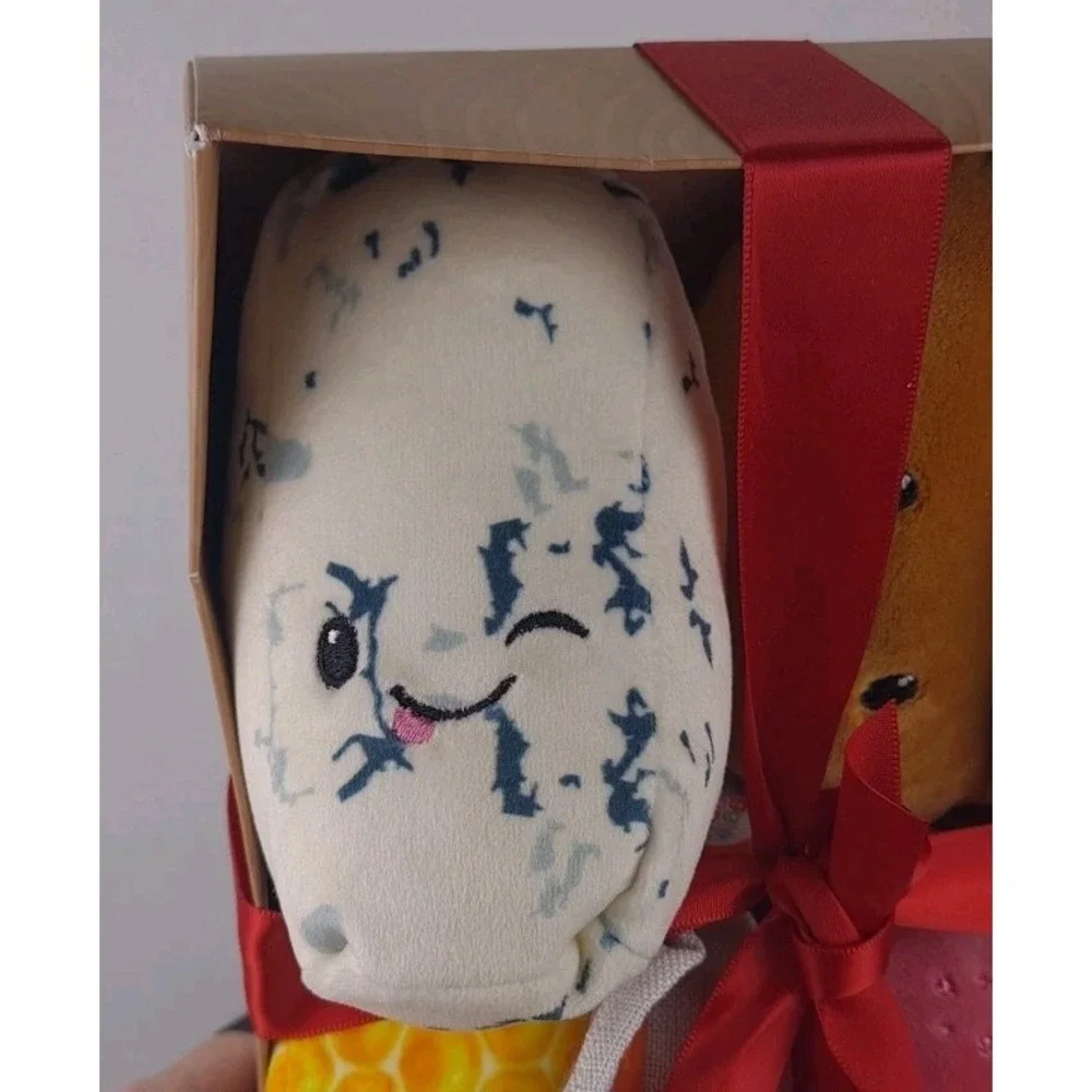 GIGGLESCAPE CHARCUTERIE BOX SET, FIG, BLUE CHEESE, HONEY‎ & CRACKER PLUSH New